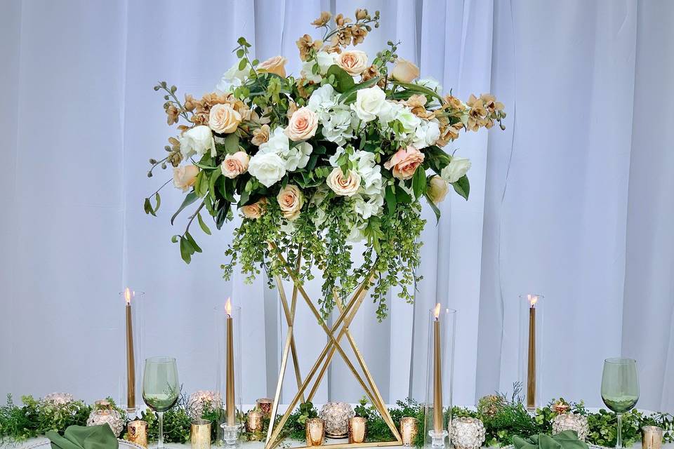 Willow and Cafe Tablescape