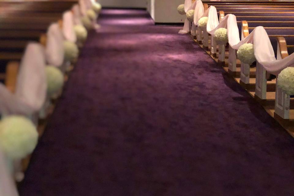 Aisle draping and decor