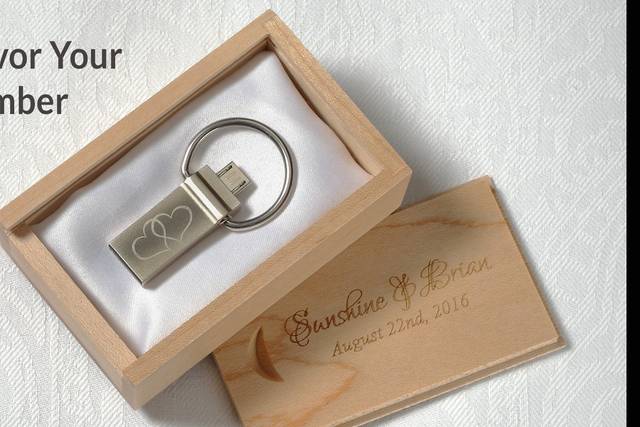 Qualitas Wedding Flash Drives