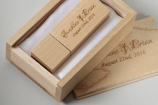 Qualitas Wedding Flash Drives