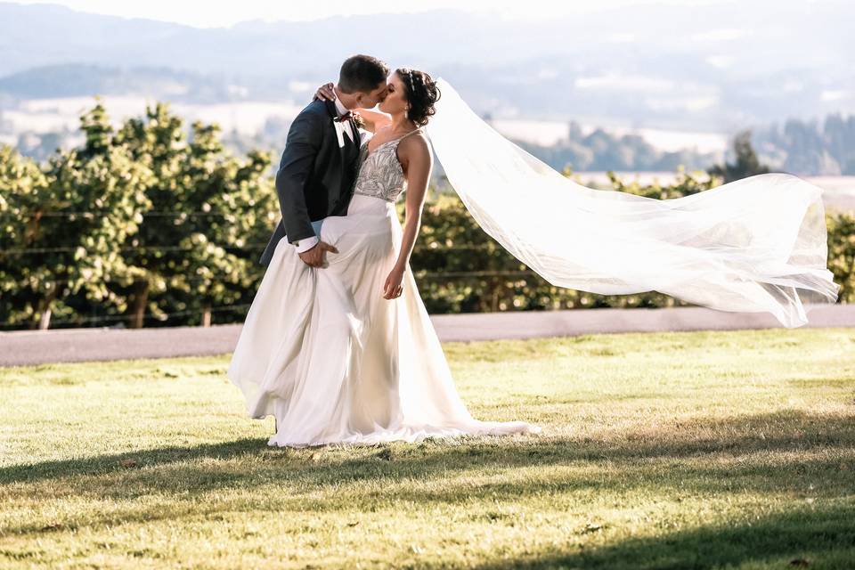 Colleen Cahill Studios - Photography - Troutdale, OR - WeddingWire