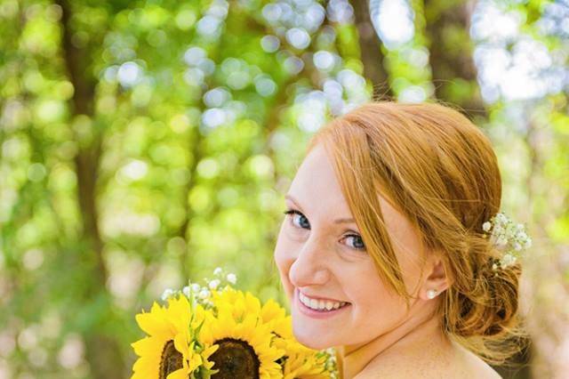 Bride with her sunflower bouquet