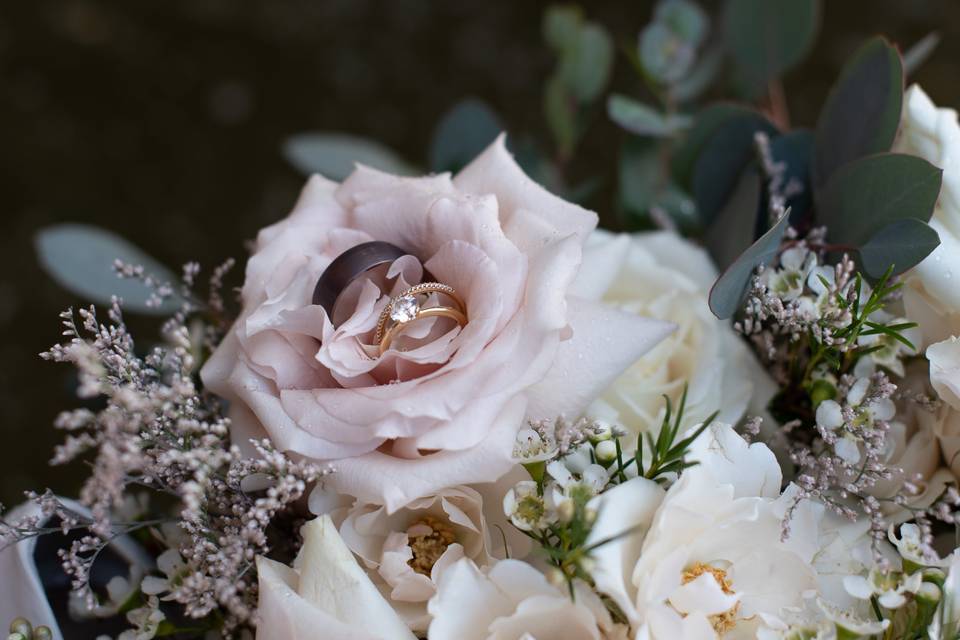 Wedding rings and flowers
