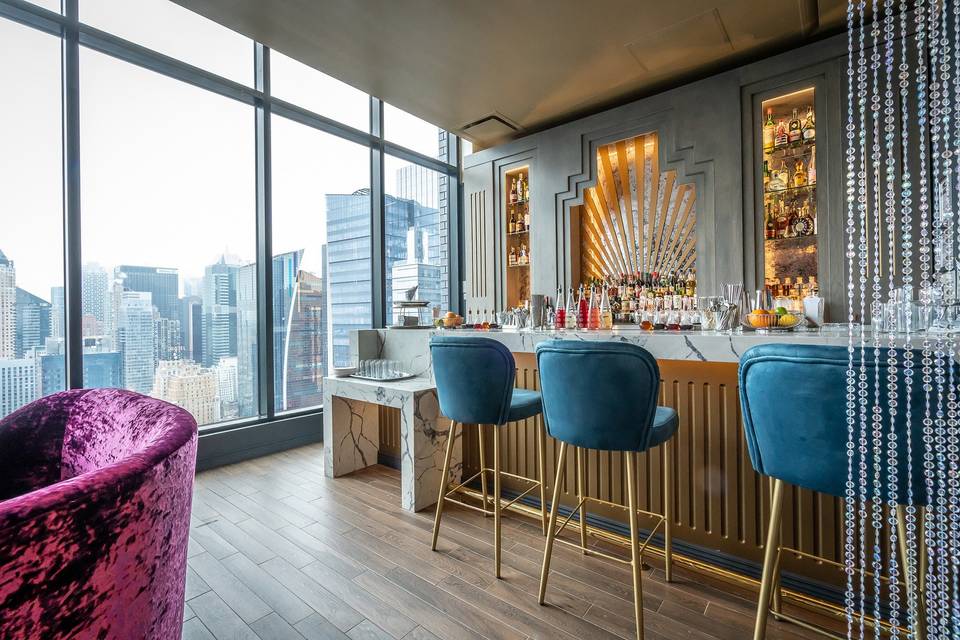 41st Floor - Sunrise Bar