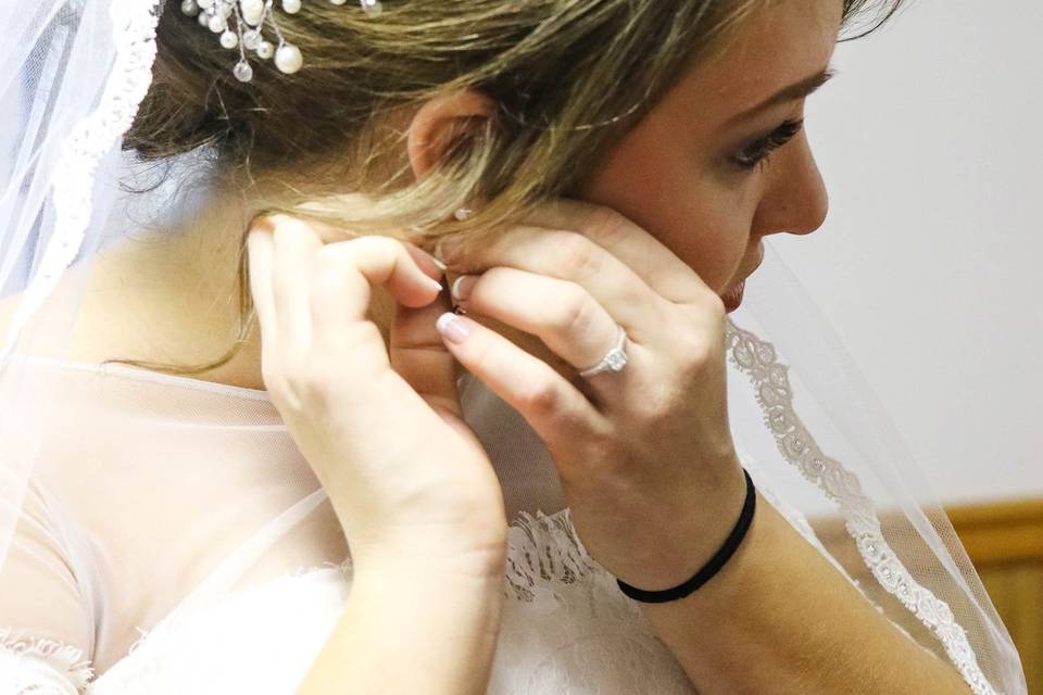 Beautiful bride getting ready