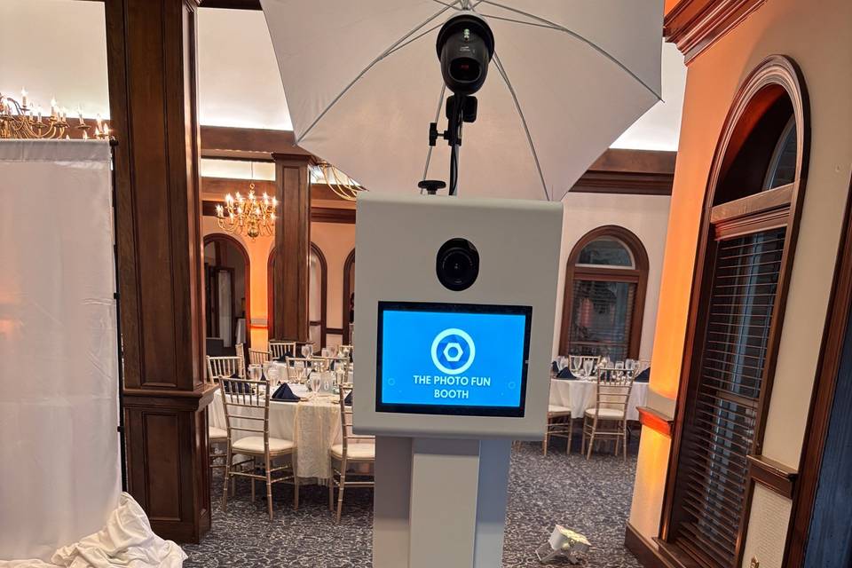 Wedding Photo Booth