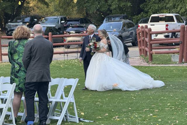 Log Haven lakeside ceremony