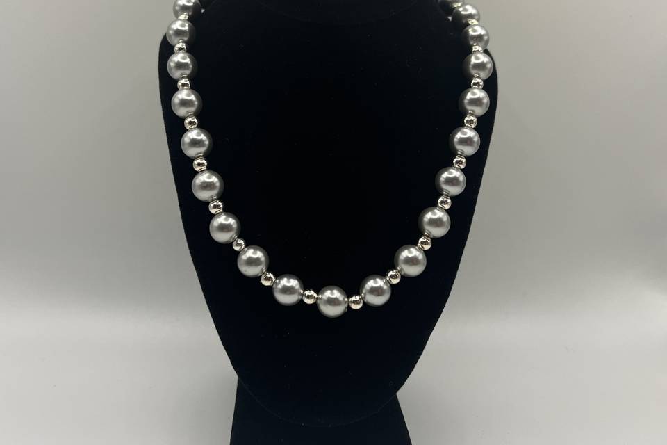 Shell pearls with silver beads