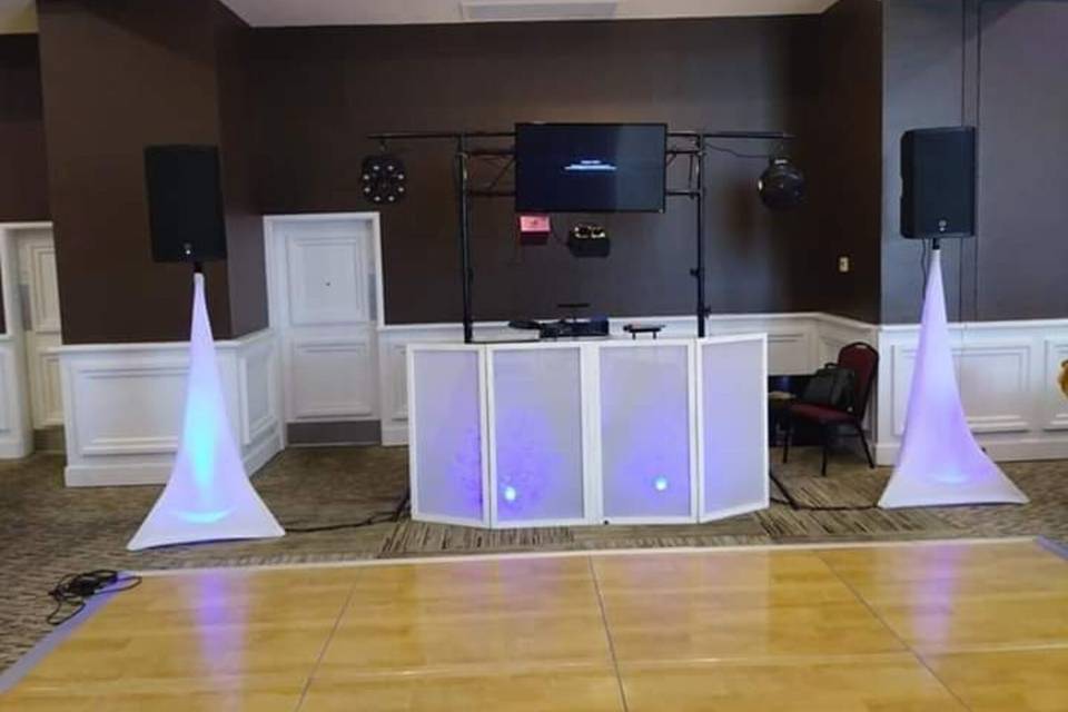 Wedding DJ set up