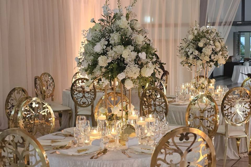 Headtable decor
