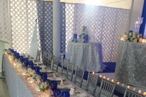 Bridal party table