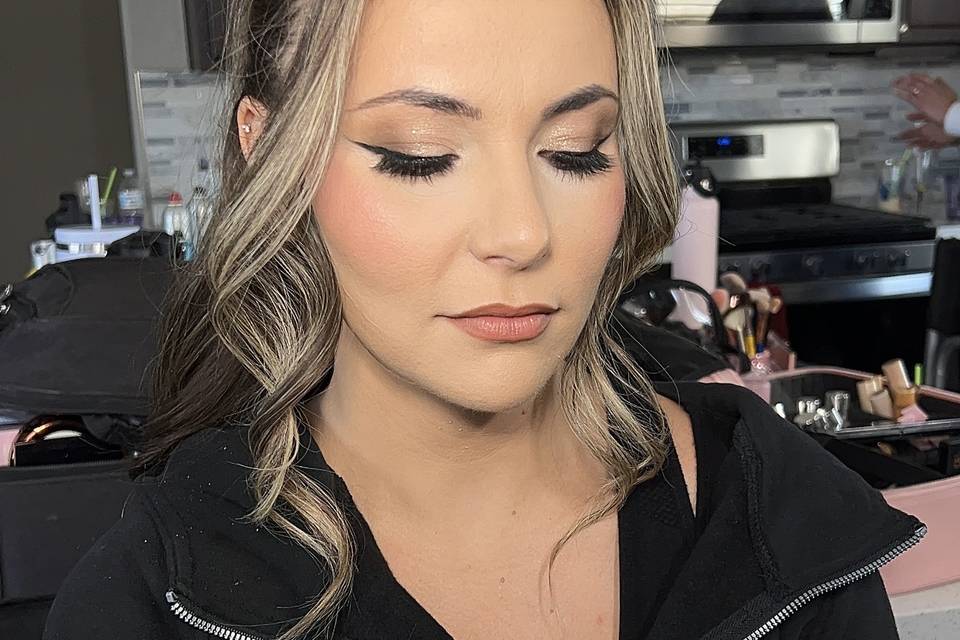 Full glam