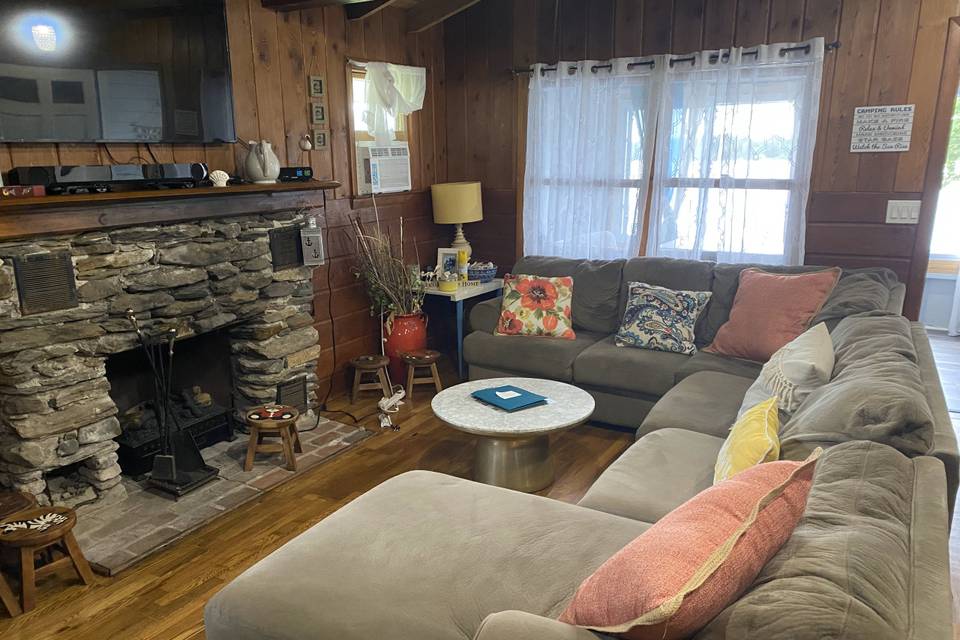 Lakefront - Living Room