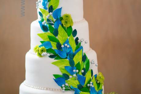 Wedding cake with blue and green design
