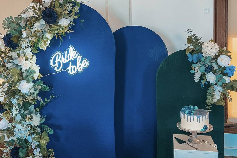 Cake display and backdrop
