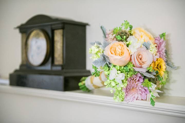 Orange and pink arrangement