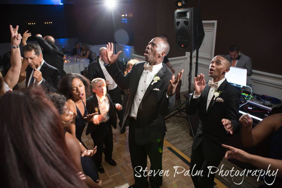 Groom getting down