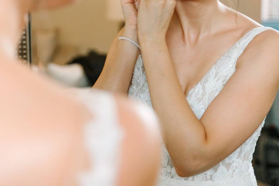 Classic bridal makeup