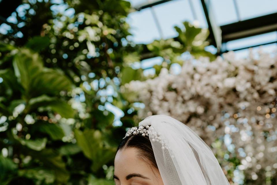 Bride at Planterra