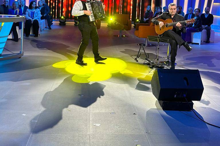 LIVE TV 2000  Piazzolla