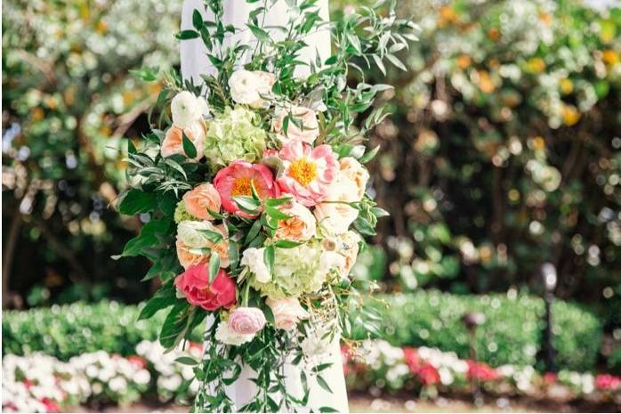 Floral decor | Aimee Rossi