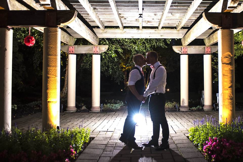 Pariano Photography & Design
