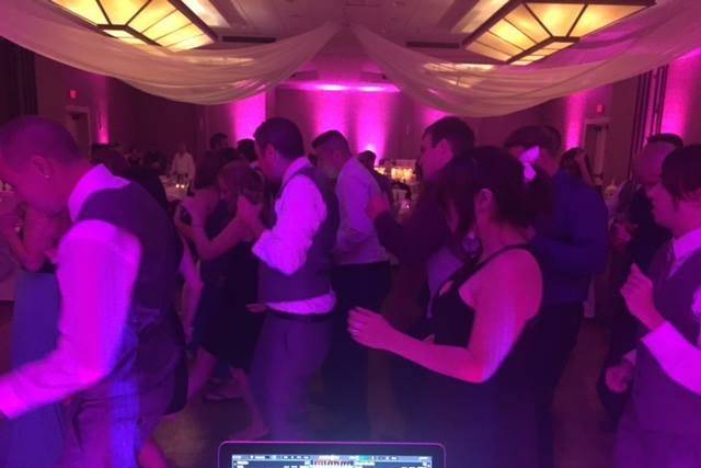 Dancing guests