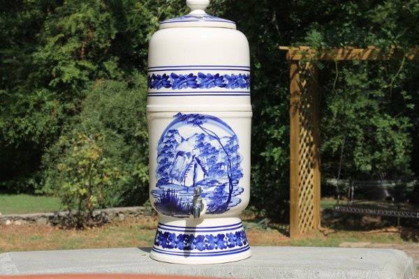 Gorgeous blue and white drink urn
