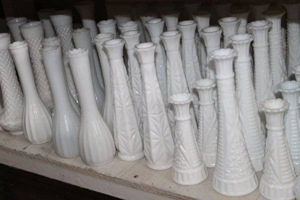 milk glass bud vases