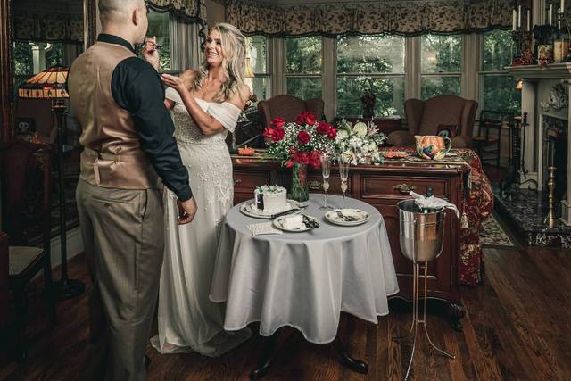 Couple Cutting Cake