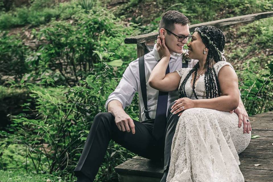 Elopement Couple on Bridge