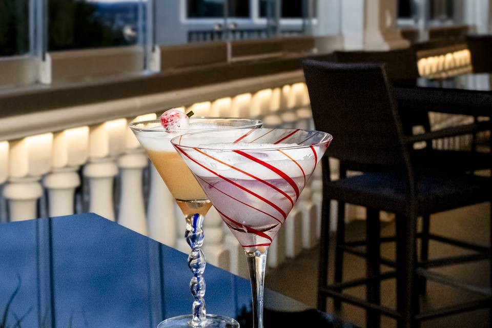 Westmount Sour, White Cosmopol