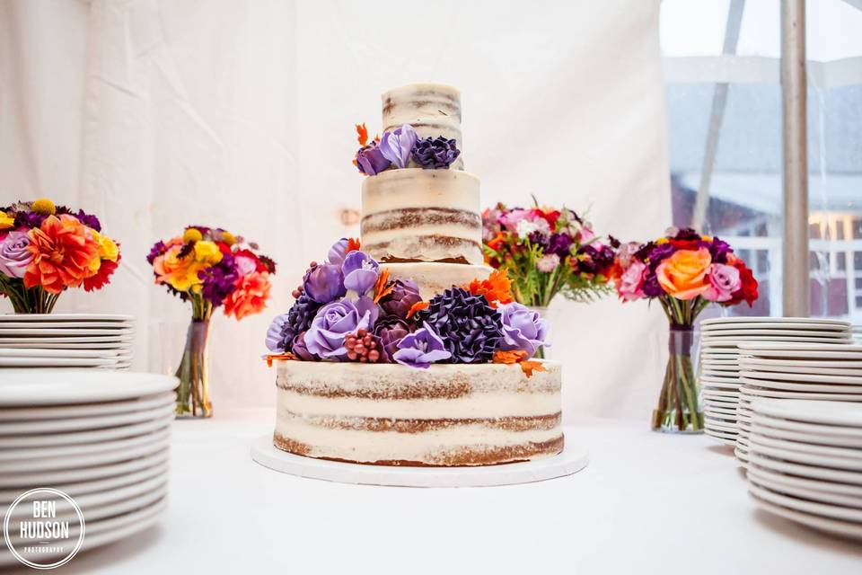 Naked wedding cake