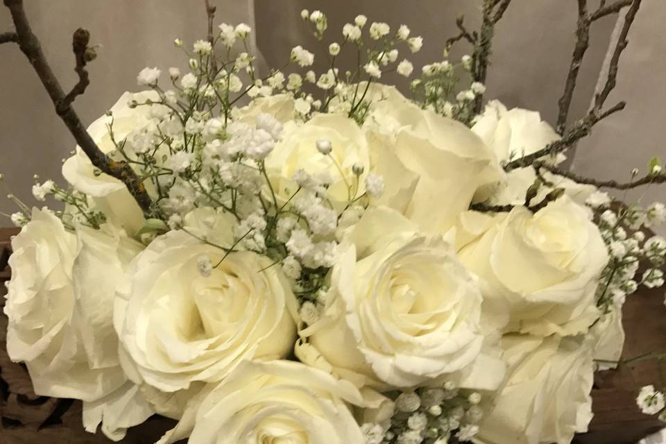 White bridal bouquet