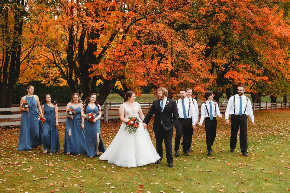 Bridal party with fall colors