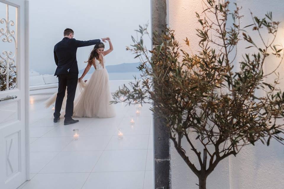 Couple dancing