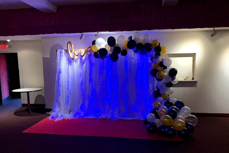 Unique balloon decor