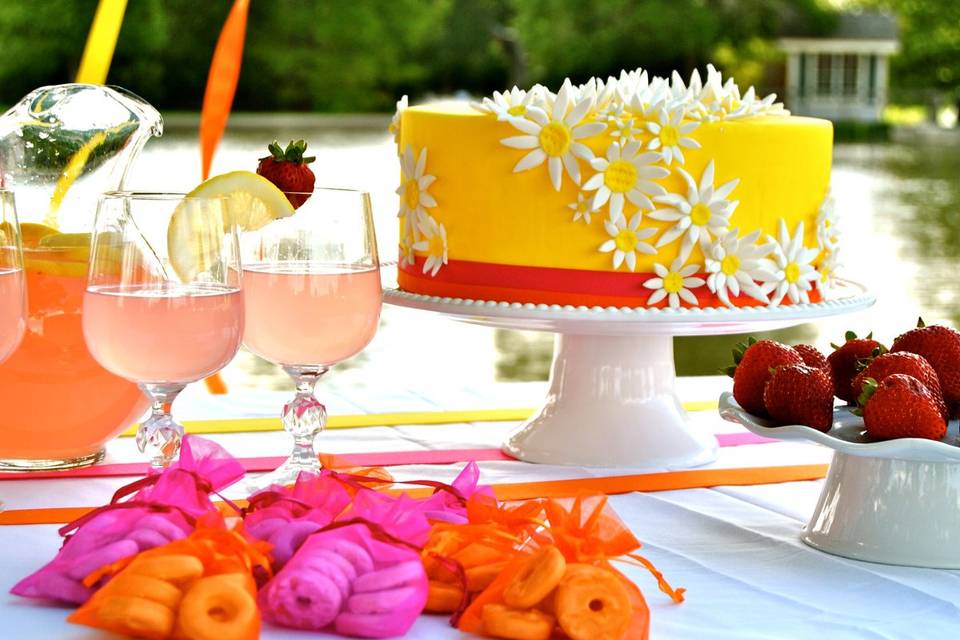 Bright Colors for an outdoor event!
