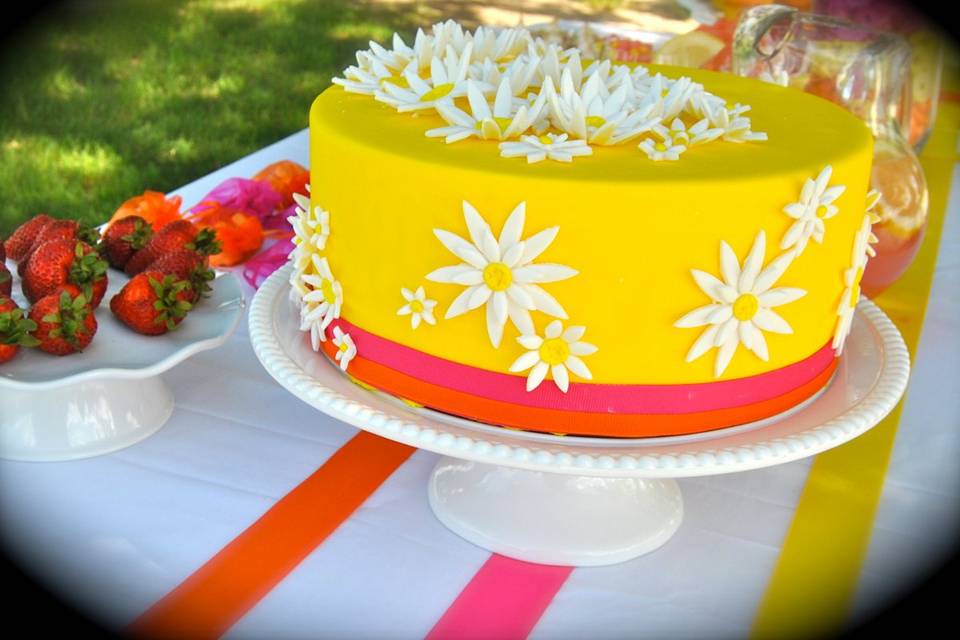 Our Cakes not only look pretty, they tasted Delicious!  Cakes are made from scratch.