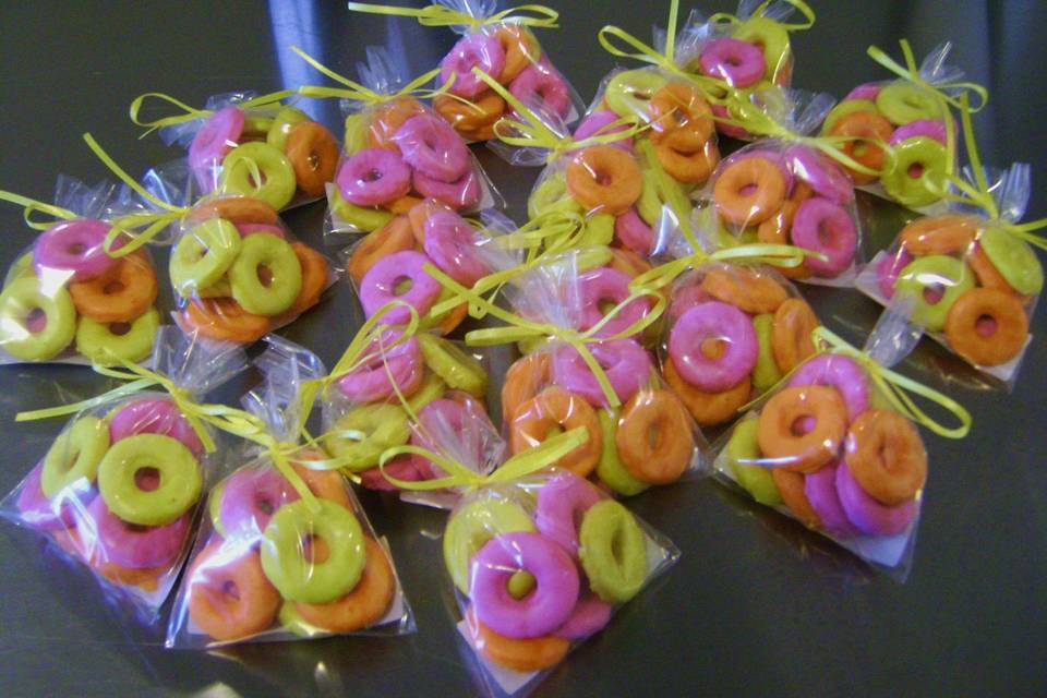 Italian Ring Cookies glazed Fuchsia, Orange and Yellow in 1 ounce bags