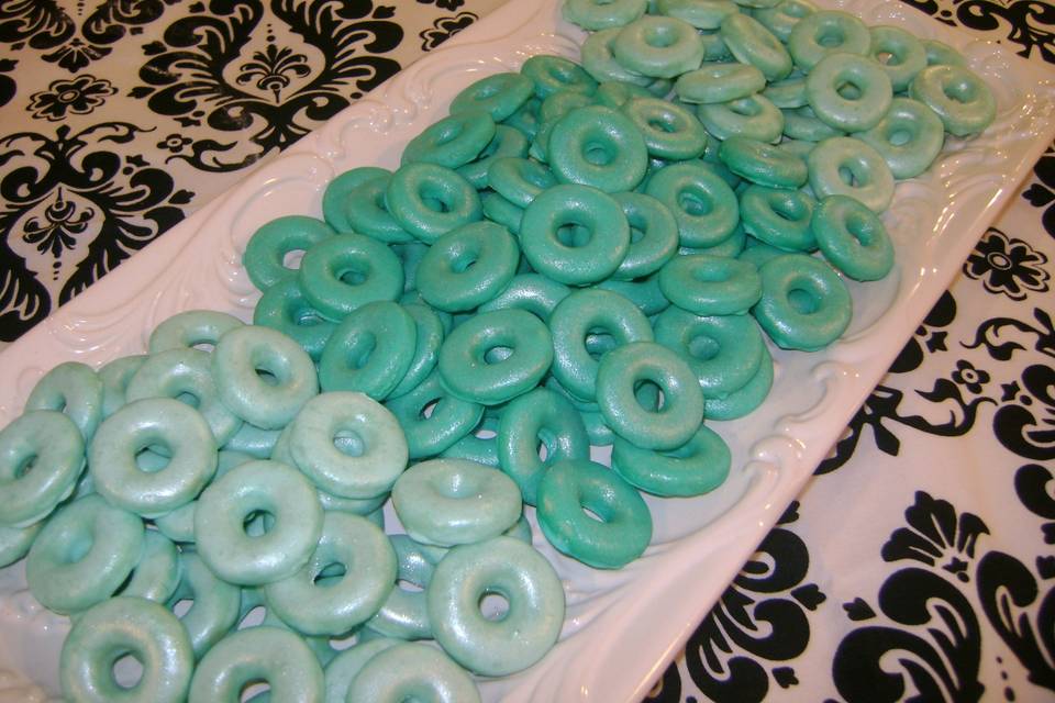 Italian Ring Cookies glazed Dark Teal and Light Teal, Pearl Dusted