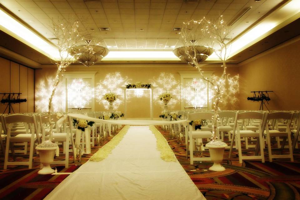 Aisle decor