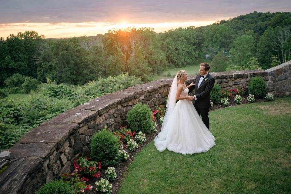 Bride & groom portrait