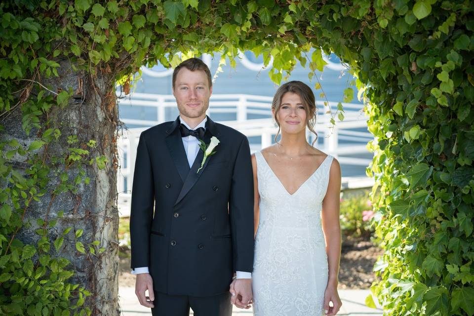 Bride & groom portrait