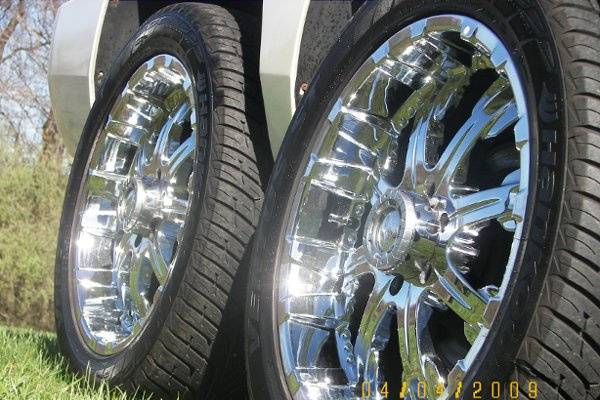 22 Inch Chrome Wheels