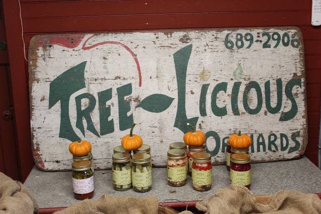Tree Licious Orchards