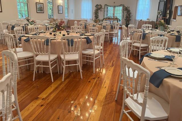 Main room (Ballroom)