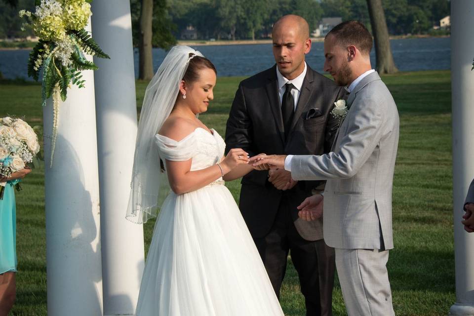 Best Wedding Officiant