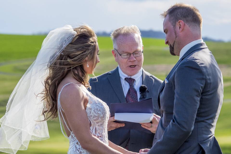 Best Wedding Officiant