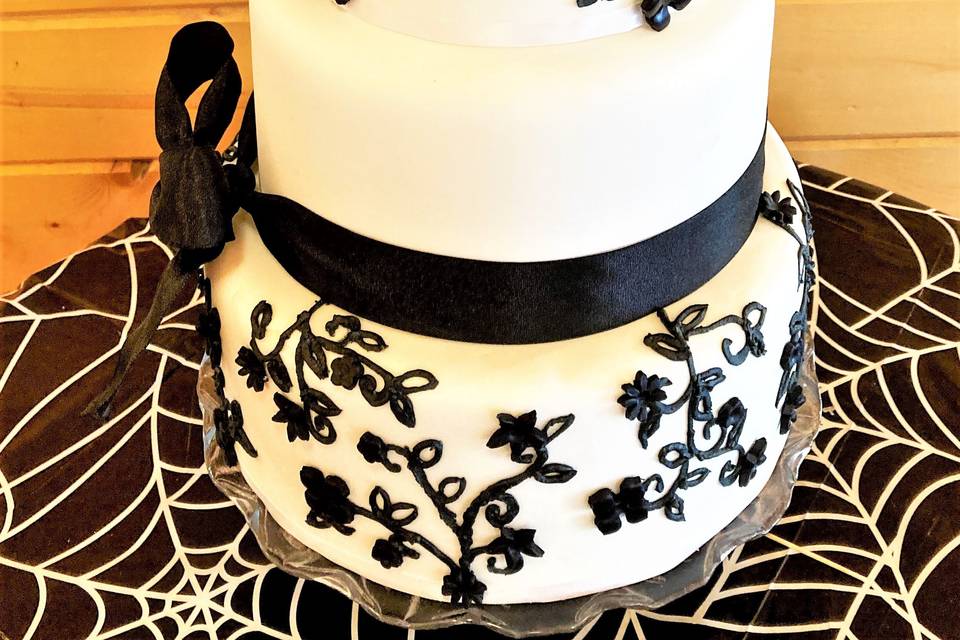 Halloween Fondant Wedding Cake